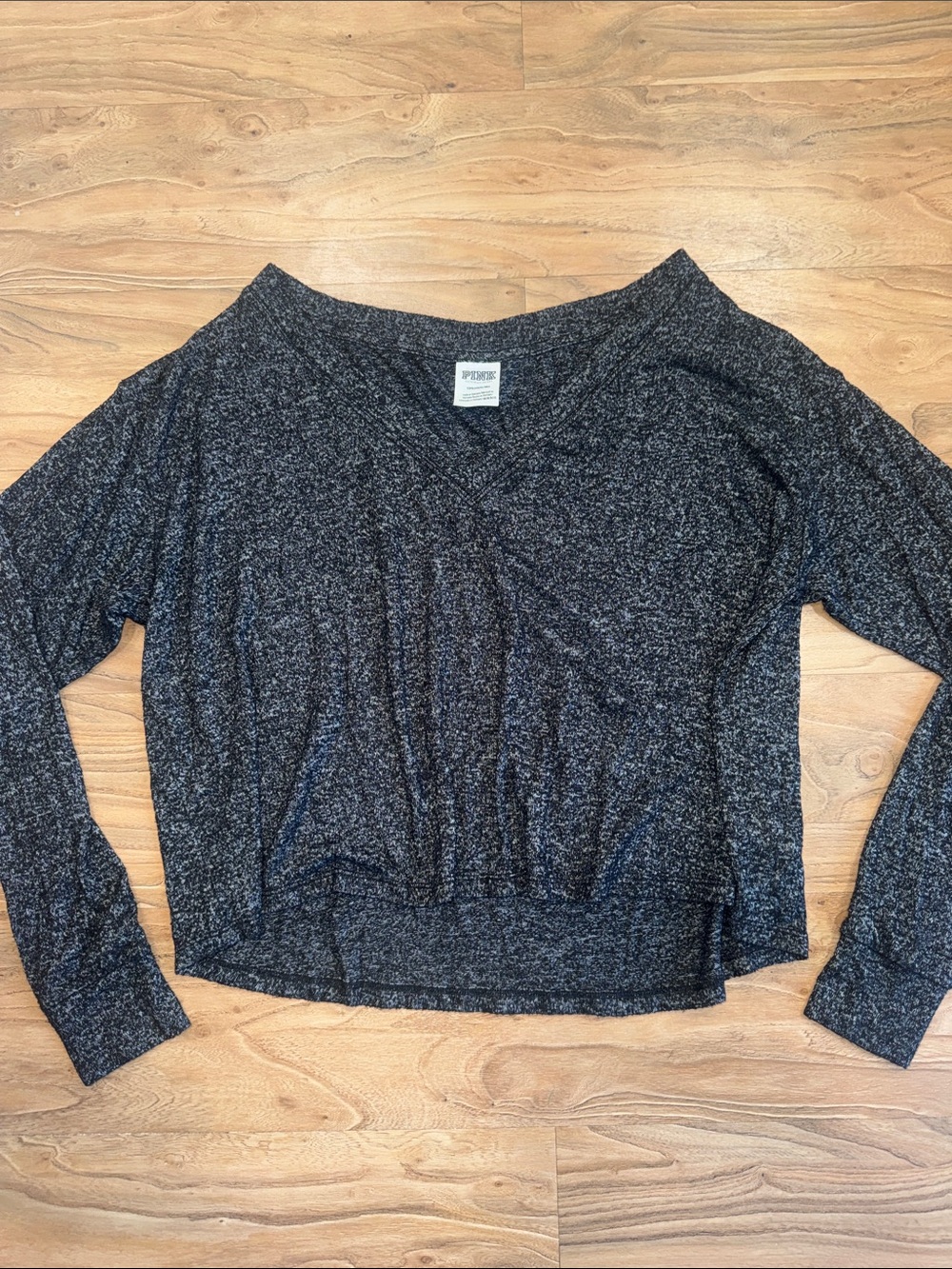 PINK Victoria's Secret Charcoal Heather V-Neck Long Sleeve Pullover